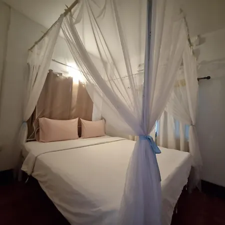 Cheeva Lodge ชีวาลอดจ์ Kampong Huaibu Exterior photo